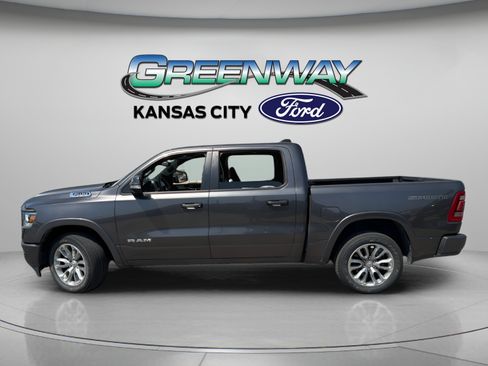 Used 2022 RAM 1500 Laramie w/ Sport Appearance Package AWD/4WD image 5