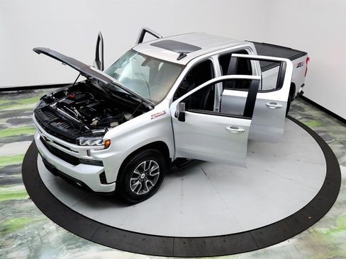 Used 2020 Chevrolet Silverado 1500 RST AWD/4WD image 34
