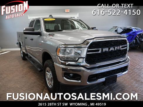 Used 2022 RAM 2500 Tradesman w/ Chrome Appearance Group AWD/4WD image 1