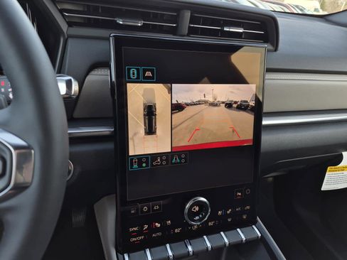 New 2026 GMC Terrain Elevation w/ Elevation Premium Package image 22