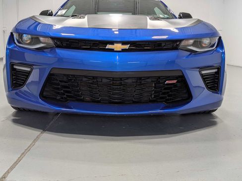 Used 2018 Chevrolet Camaro SS RWD image 2