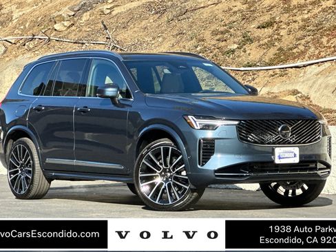 New 2026 Volvo XC90 B5 Plus image 1