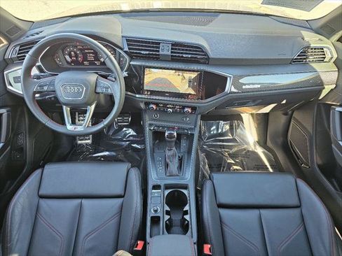 Used 2025 Audi Q3 2.0T Premium Plus w/ Premium Plus Package AWD/4WD image 4