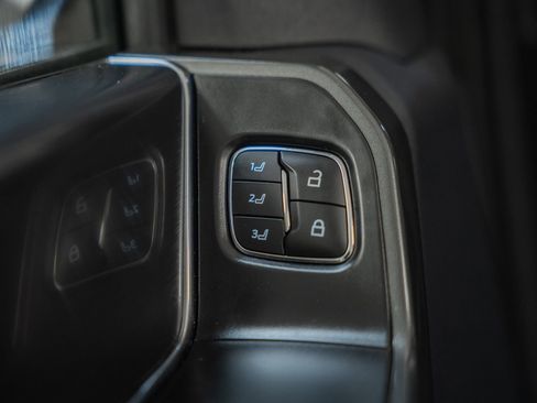 Used 2023 Ford F150 Lariat w/ Equipment Group 502A High image 50