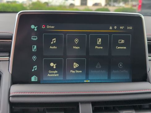 Used 2024 Chevrolet Tahoe RST RWD image 18