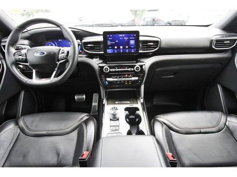 Used 2022 Ford Explorer ST w/ Equipment Group 401A RWD image 8