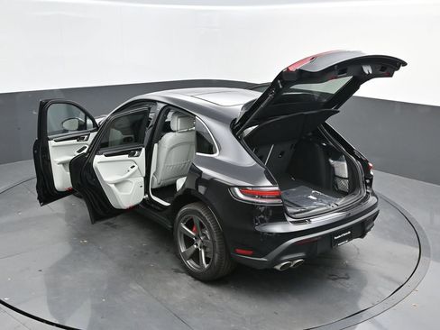 New 2025 Porsche Macan S image 49