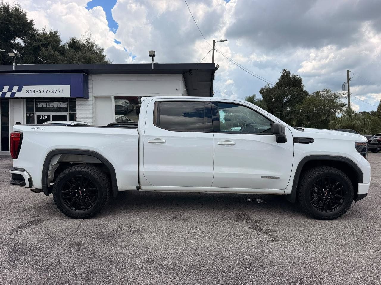 Used 2022 GMC Sierra 1500 Elevation AWD/4WD image 6
