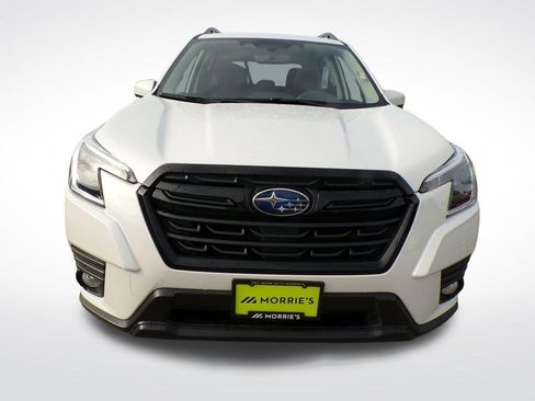 Used 2023 Subaru Forester Premium AWD/4WD image 10