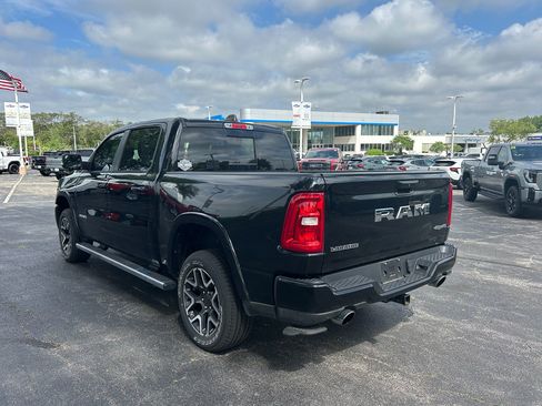 Used 2025 RAM 1500 Laramie w/ Sport Appearance Package AWD/4WD image 7