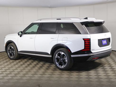 Used 2026 Hyundai Palisade Limited AWD/4WD image 14