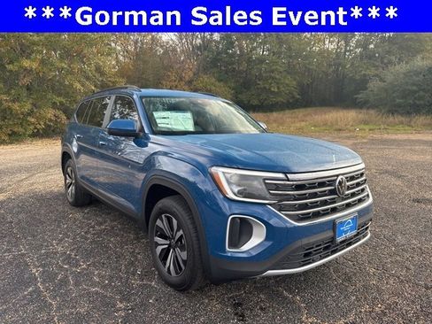 Used 2025 Volkswagen Atlas SE image 1