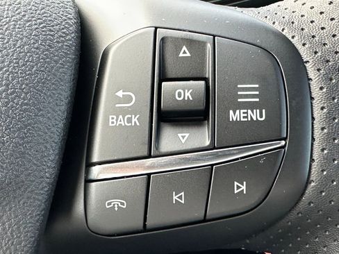 Used 2025 Ford Escape ST-Line w/ Equipment Group 301A image 13