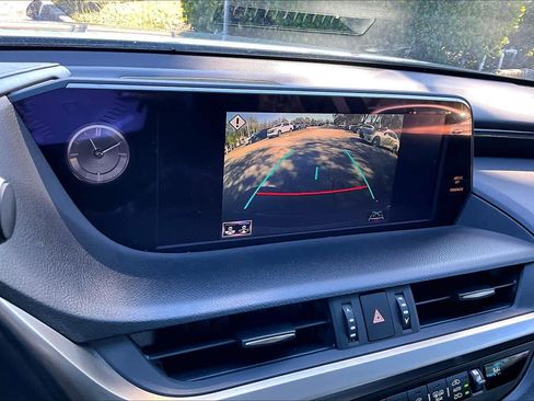 Used 2020 Lexus ES 350 w/ Premium Package image 24