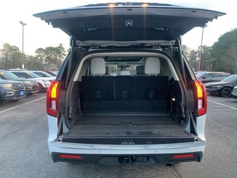 Used 2025 Ford Expedition Active image 29