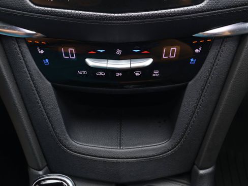 Used 2024 Cadillac XT5 Premium Luxury w/ Technology Package FWD image 31