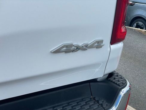 Used 2026 RAM 1500 Laramie AWD/4WD image 33