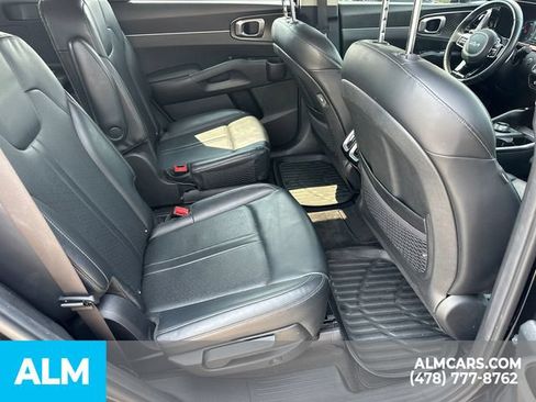 Used 2022 Kia Sorento S FWD image 17