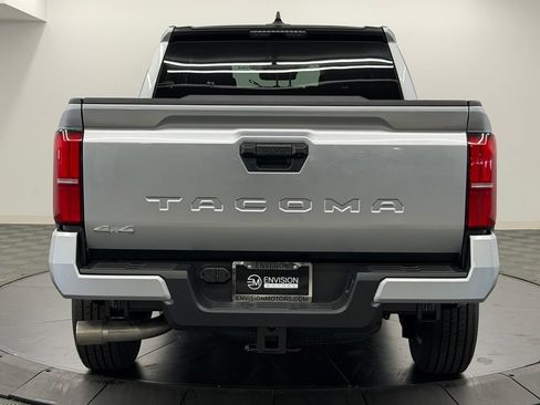 Used 2026 Toyota Tacoma SR5 AWD/4WD image 11