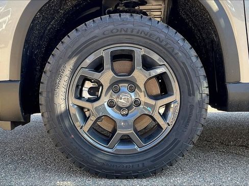 New 2026 Honda Pilot TrailSport image 8
