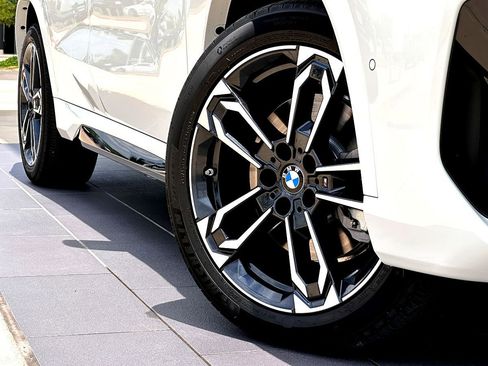 New 2025 BMW X1 xDrive28i w/ Technology Package image 2
