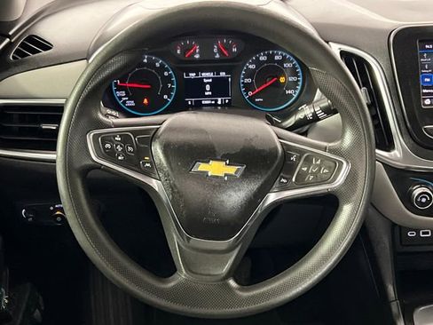 Used 2020 Chevrolet Equinox LS w/ LS Convenience Package FWD image 13
