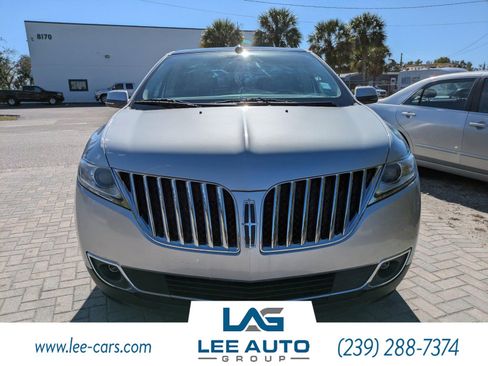 Used 2013 Lincoln MKX FWD image 7
