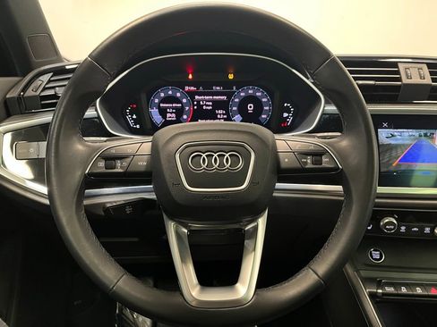 Used 2022 Audi Q3 2.0T Premium image 6