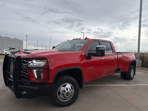 Used 2023 Chevrolet Silverado 3500 LTZ w/ LTZ Texas Edition image 7
