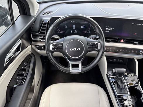 Certified 2025 Kia Sportage EX FWD image 15
