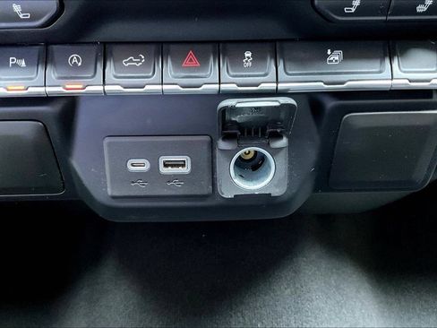 Used 2021 Chevrolet Silverado 1500 LT w/ Safety Package RWD image 15