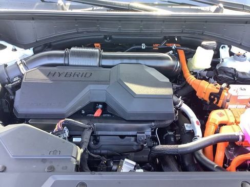 Certified 2026 Hyundai Santa Fe SE image 18