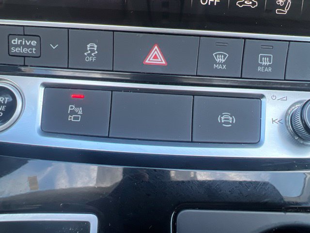 Used 2023 Audi Q7 2.0T Premium Plus AWD/4WD image 24