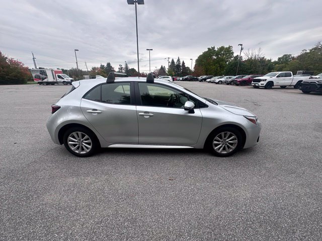 Used 2024 Toyota Corolla SE FWD image 2