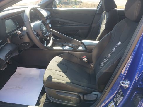 New 2025 Hyundai Elantra Sport image 12