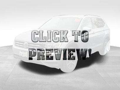 Used 2019 Volkswagen Tiguan SE w/ Panoramic Sunroof Package