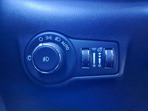 New 2026 Jeep Compass Trailhawk w/ Sun, Sound & Navigation Group image 26