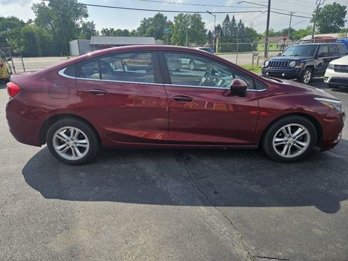 Used 2016 Chevrolet Cruze LT FWD image 6