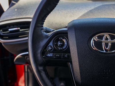 Used 2021 Toyota Prius Prime Limited FWD image 26