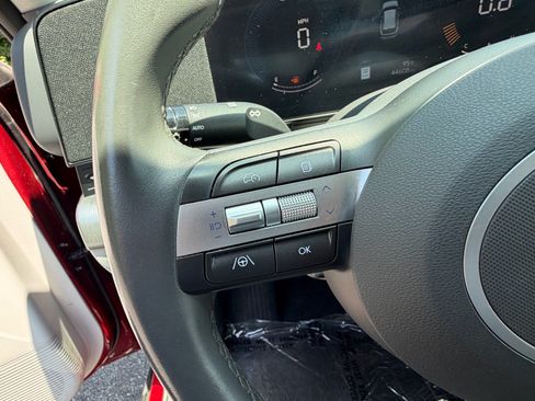 Used 2024 Hyundai Kona SEL FWD image 28
