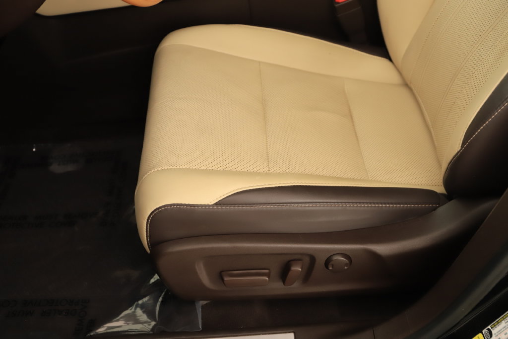 Used 2018 Lexus RX 350 AWD w/ Premium Package image 26