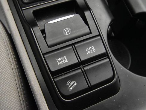 Used 2020 Hyundai Tucson Value w/ Cargo Package image 18