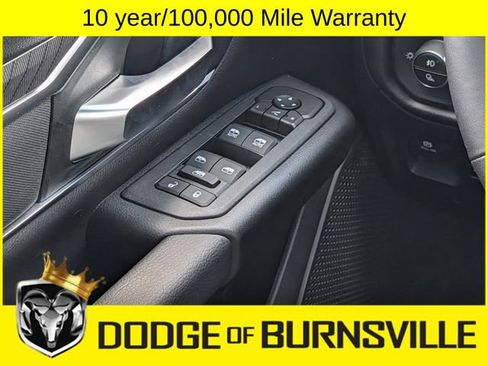 New 2026 RAM 1500 4x4 Crew Cab image 8
