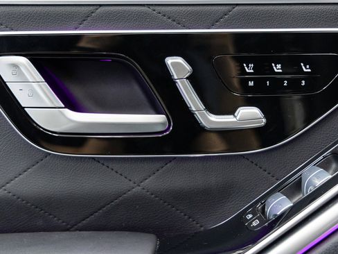 Used 2024 Mercedes-Benz S 580 4MATIC Sedan image 20