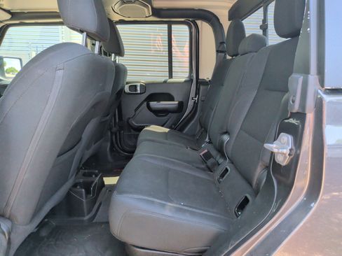 Used 2020 Jeep Gladiator Sport w/ Quick Order Package 24S AWD/4WD image 25