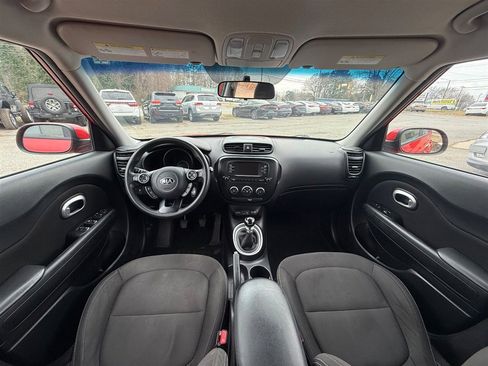 Used 2018 Kia Soul image 9