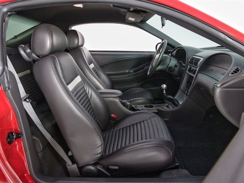 Used 2003 Ford Mustang Mach 1 RWD image 40