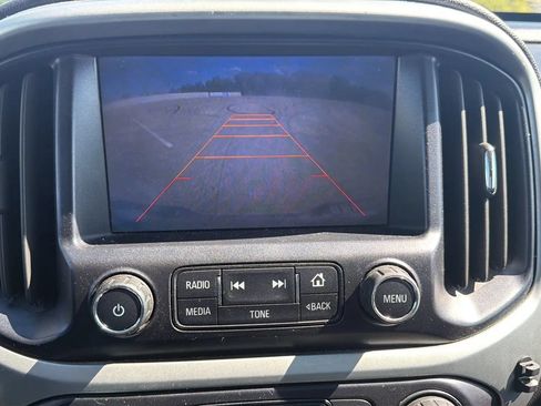 Used 2015 Chevrolet Colorado LT w/ LT Convenience Package RWD image 26