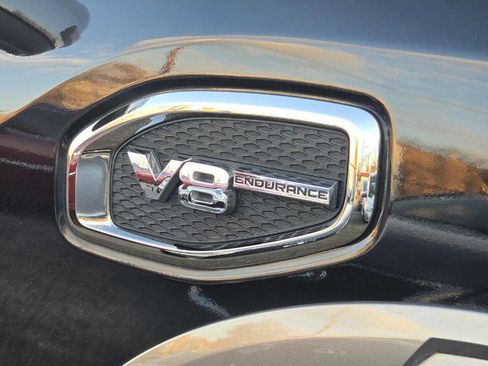 Used 2017 Nissan Titan Platinum Reserve image 19