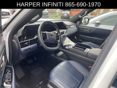 Certified 2026 INFINITI QX80 4WD w/ Sport Exterior Package image 5